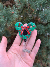 Load image into Gallery viewer, Glitter/Crystal Mouse Wreath Inspired Swivel Badge Reel